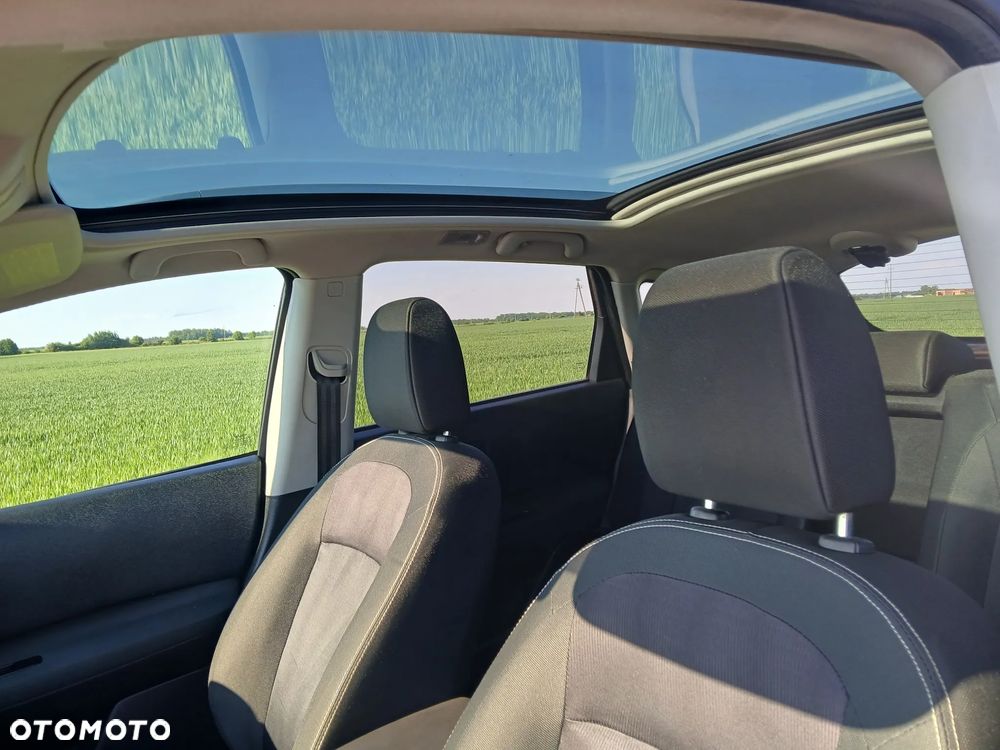 Nissan Qashqai 1.6 dCi N-Connecta - 35