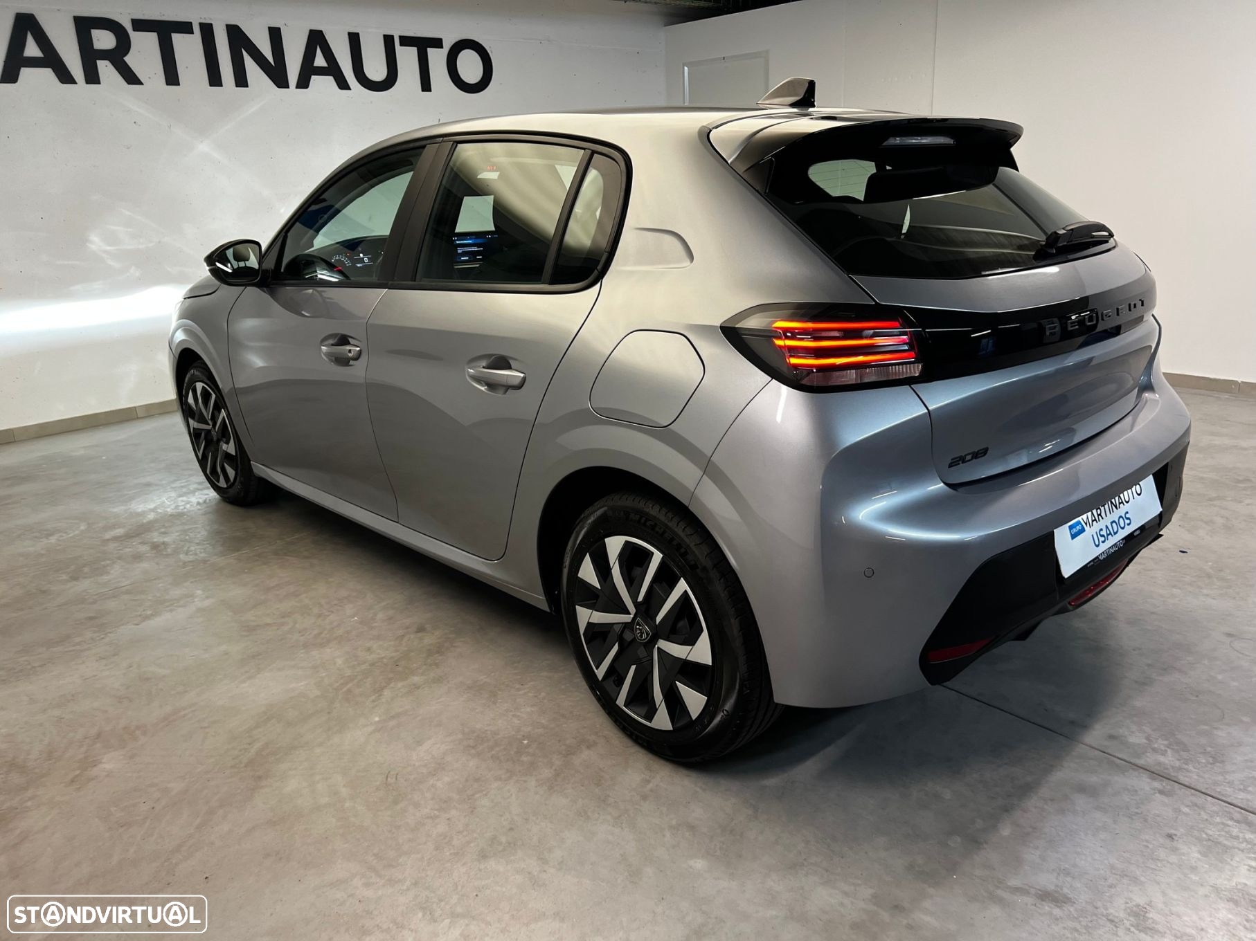 Peugeot 208 1.2 PureTech Active - 15