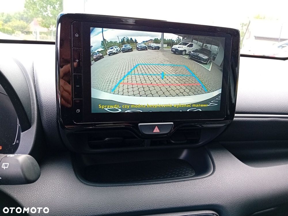 Toyota Yaris Hybrid 1.5 Style - 24