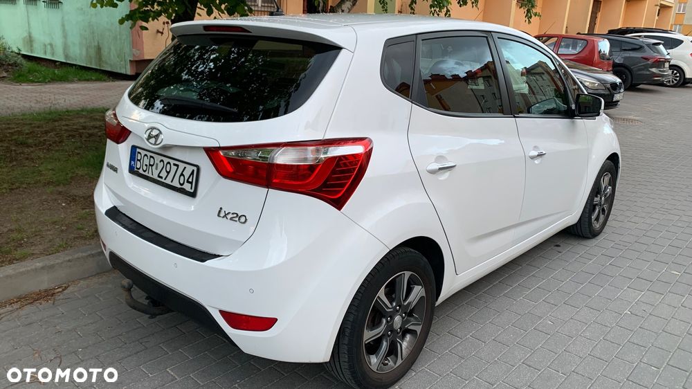 Hyundai ix20 1.4 BlueDrive Comfort - 19