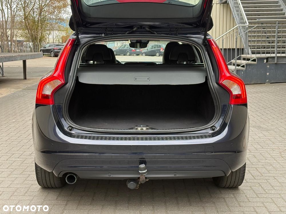 Volvo V60 D3 Summum - 5