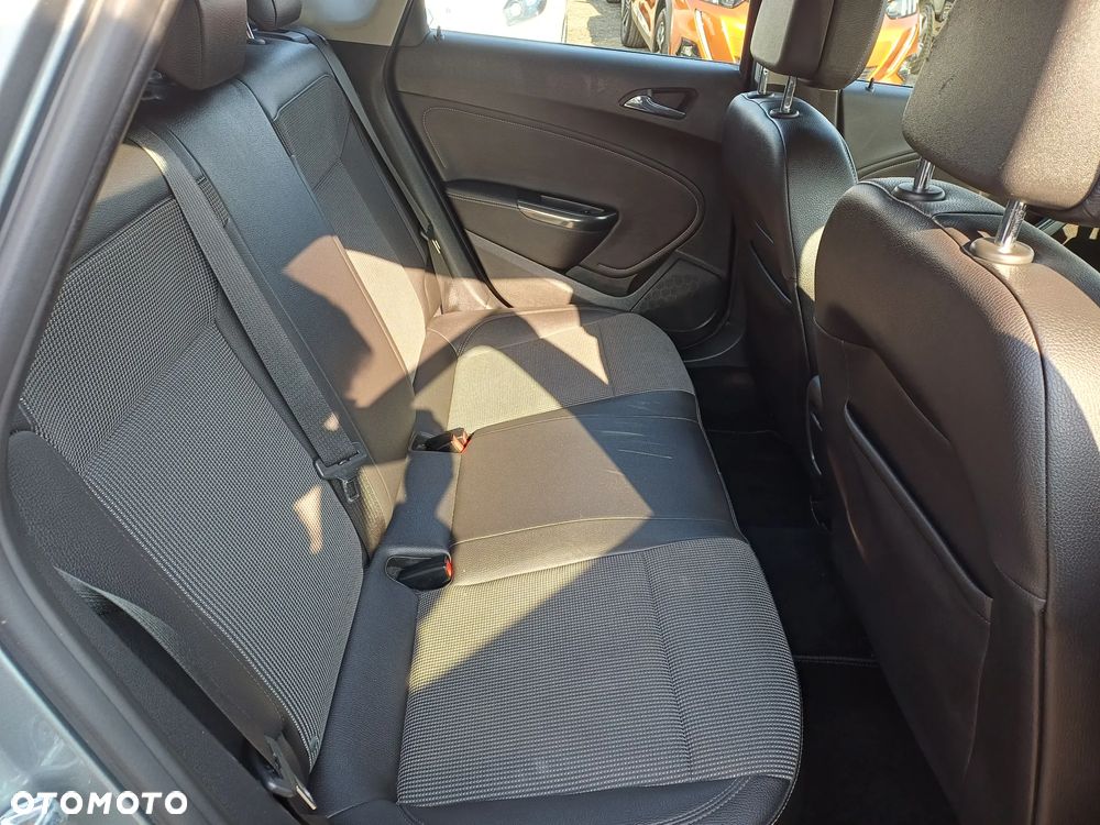 Opel Astra 1.4 Turbo Cosmo - 13