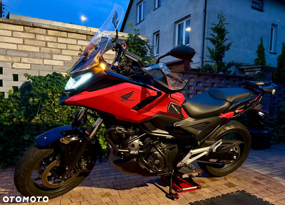 Honda NC - 9