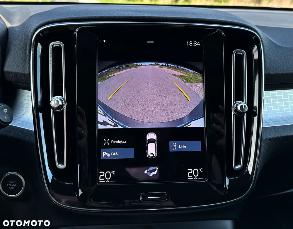 Volvo XC 40 - 24