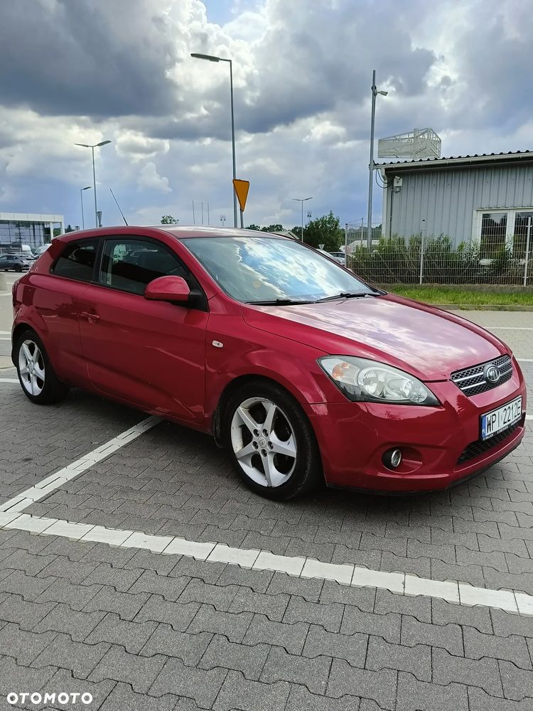 Kia ProCeed 2.0 crdi Optimum + - 17