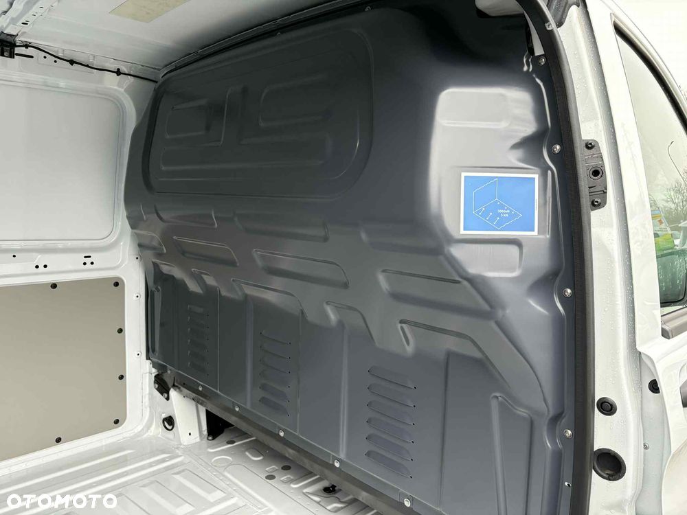 Mercedes-Benz Vito - 21