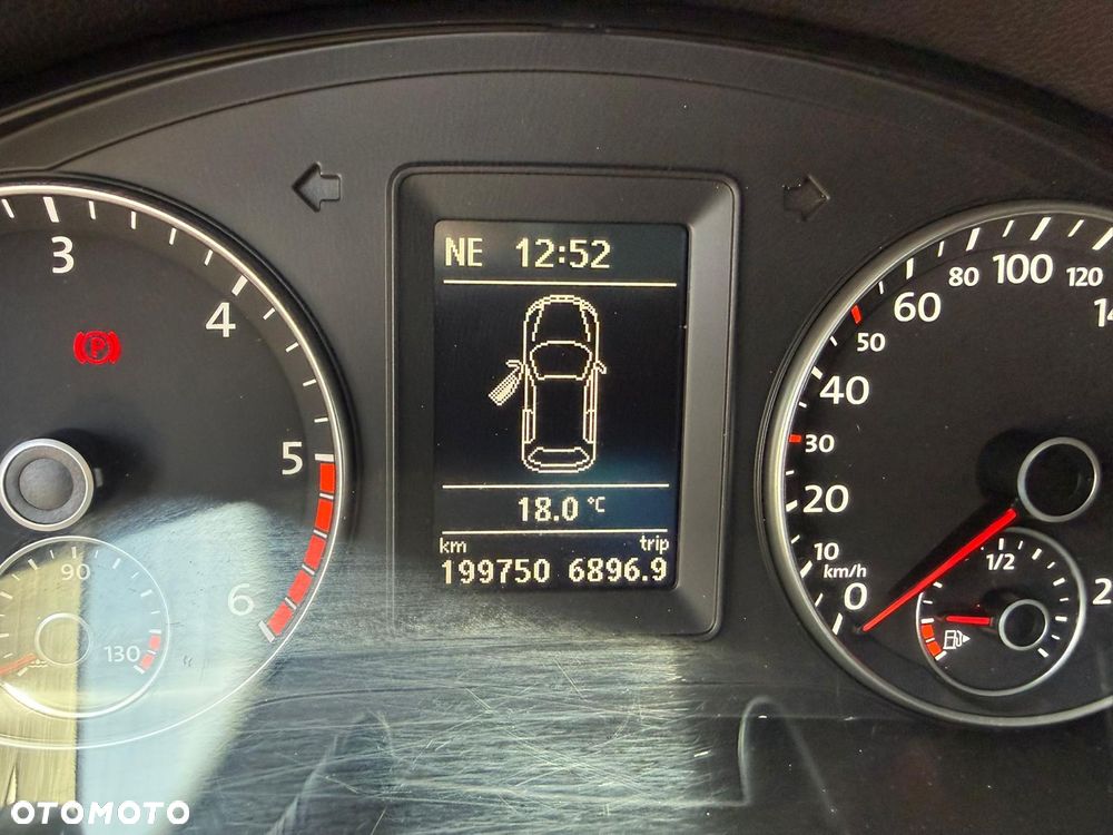 Volkswagen Scirocco 2.0 TDI Match - 13