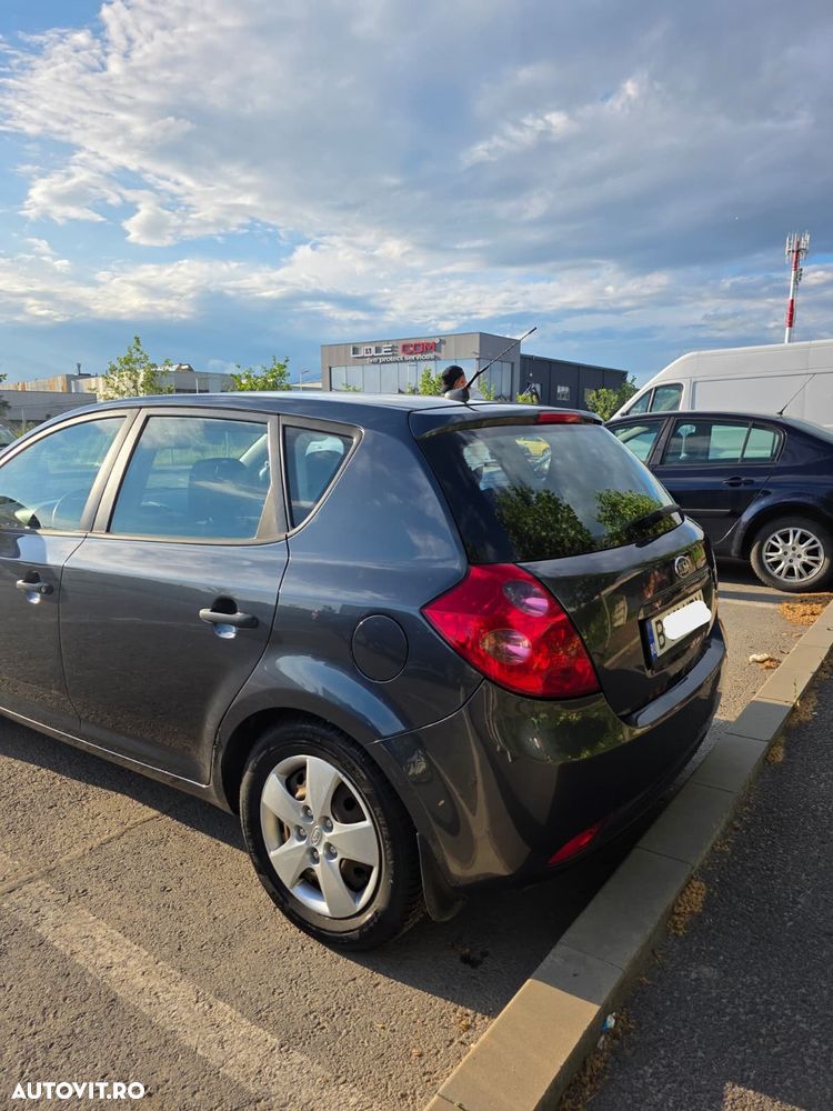 Kia Ceed 1.4 GSL LX - 4