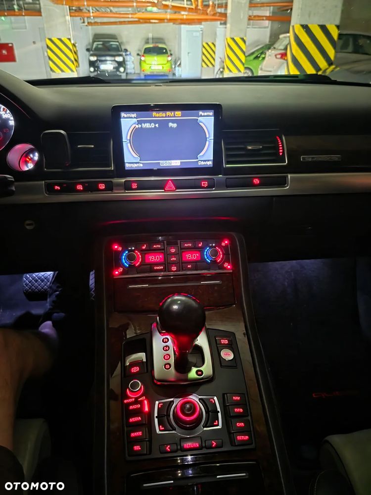 Audi A8 - 31