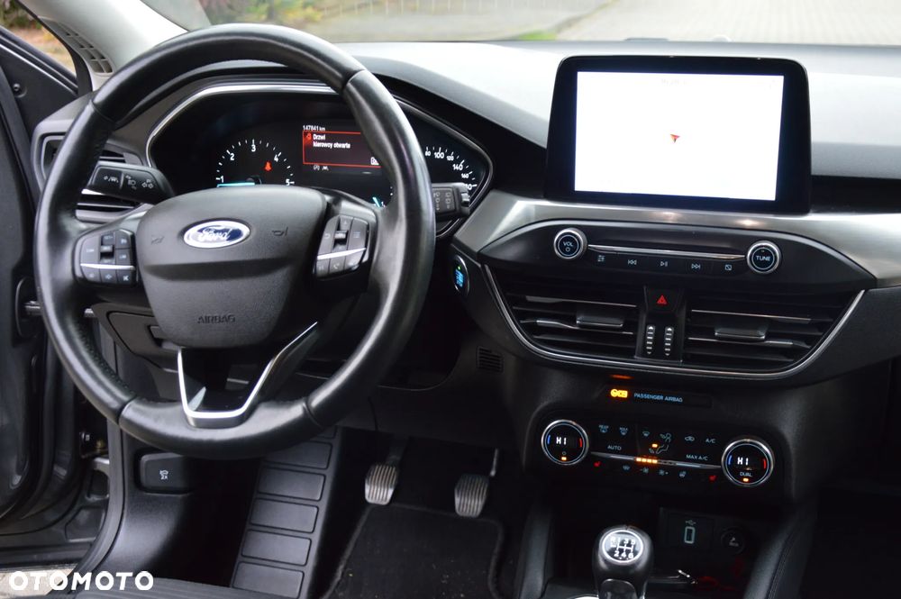 Ford Focus 2.0 EcoBlue Titanium - 16