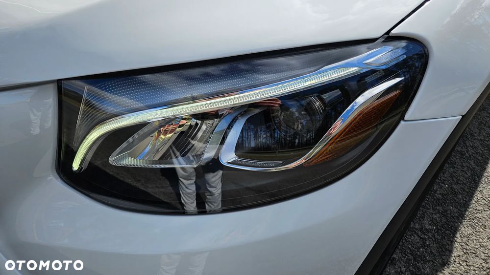 Mercedes-Benz GLC 300 4Matic 9G-TRONIC - 7