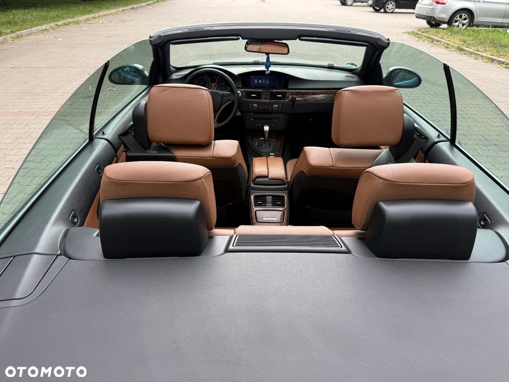 BMW Seria 3 325i Edition Exclusive - 15