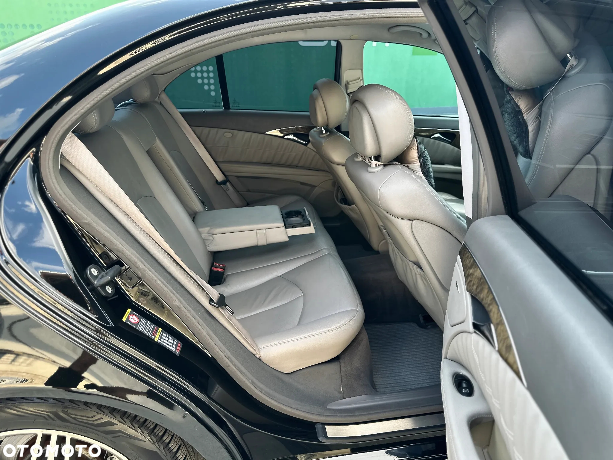 Mercedes-Benz Klasa E 220 CDI Avantgarde - 27