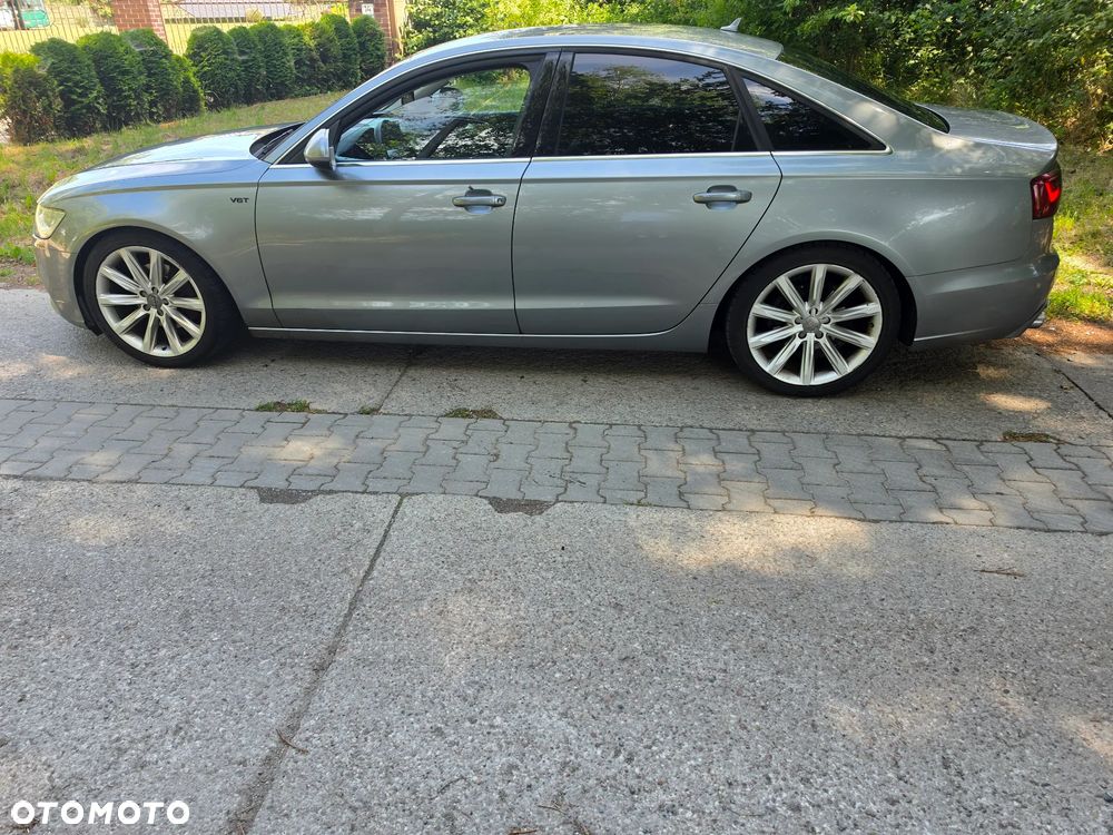Audi A6 Limousine 2.8 FSI Quattro S tronic - 3
