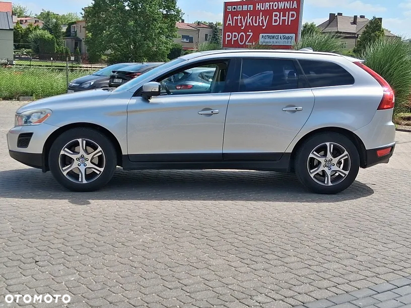 Volvo XC 60 D5 AWD Summum - 8
