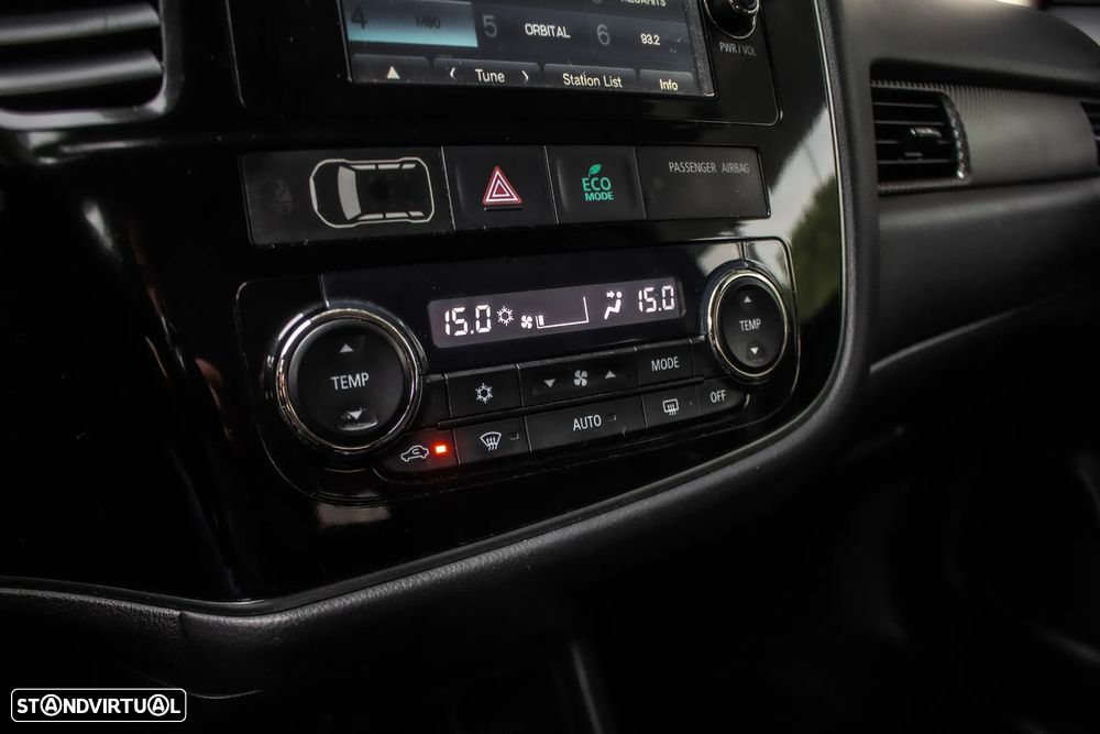 Mitsubishi Outlander 2.2 DI-D Instyle - 19