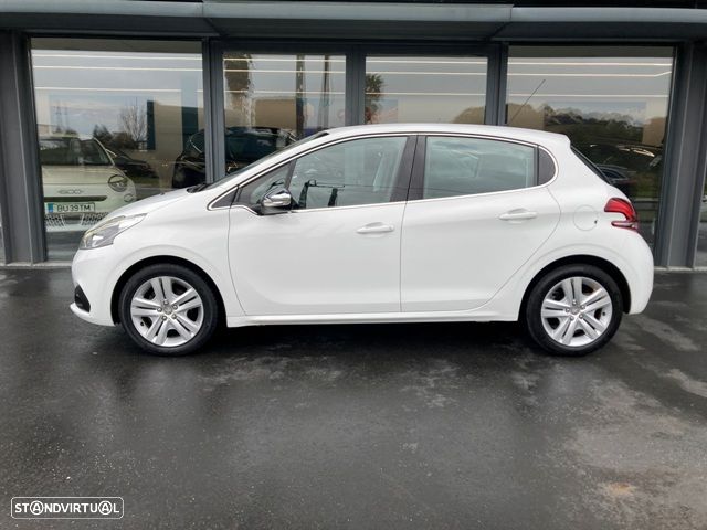 Peugeot 208 PureTech 110 Stop & Start Tech Edition - 5