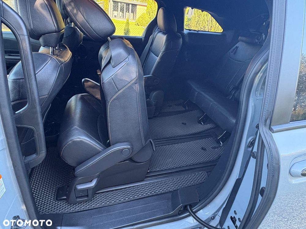 Toyota Sienna - 24