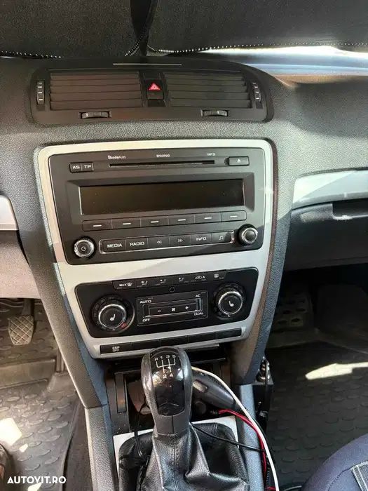 Skoda Octavia 1.6 TDI Ambiente - 5