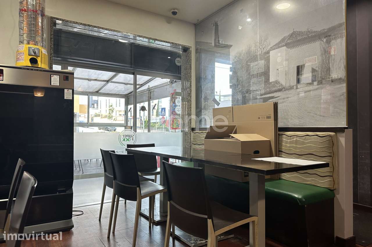 Trespasse de restaurante, em Carnaxide - Grande imagem: 5/31