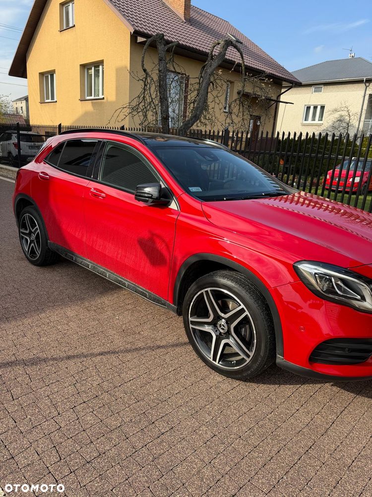 Mercedes-Benz GLA 220 4-Matic AMG Line - 2