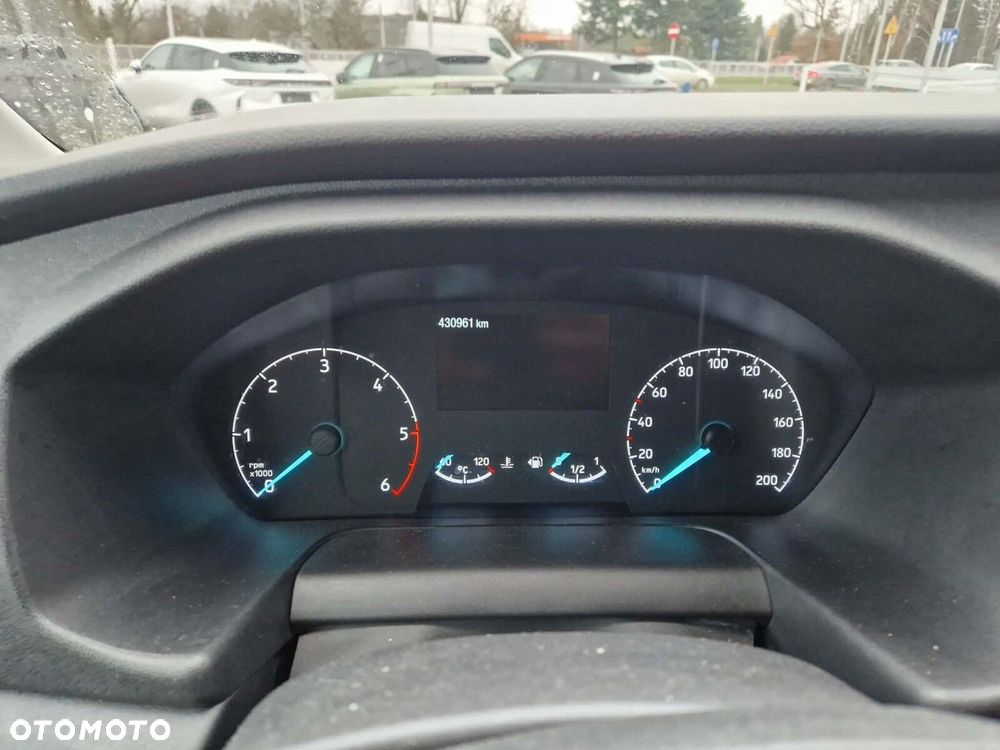 Ford transit Trend - 15