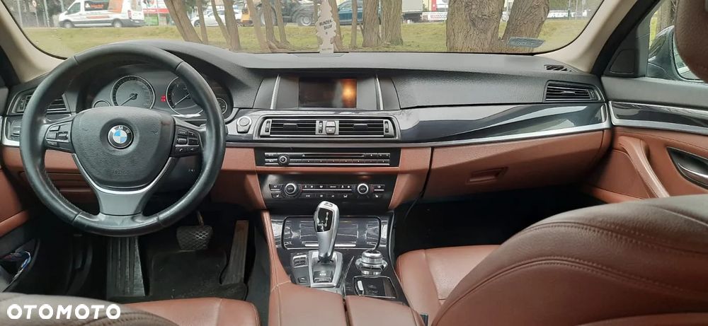 BMW Seria 5 520d - 6