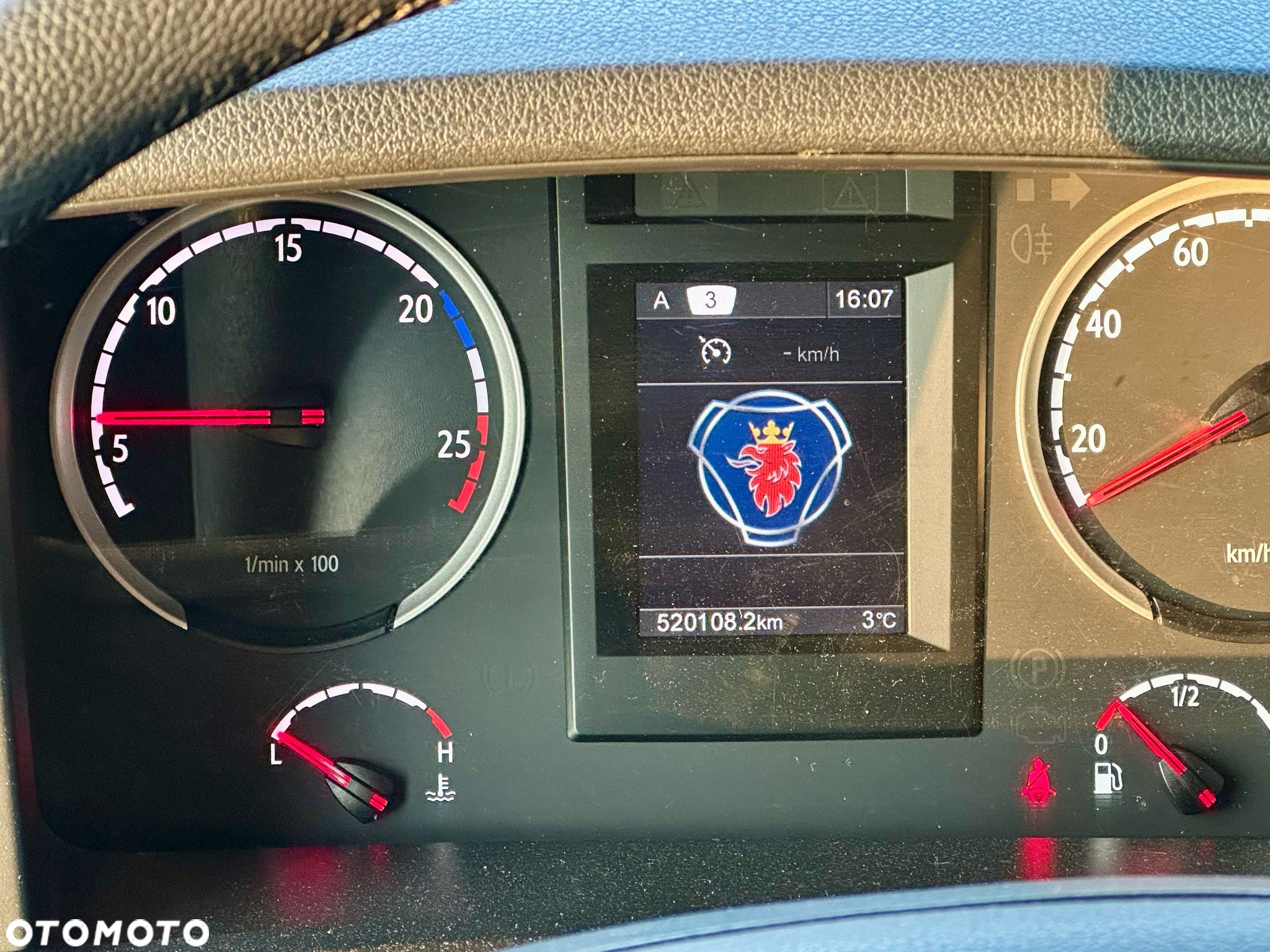 Scania G360 / IZOTERMA / 6.8 M DŁUGOŚCI / AUTOMAT / CAŁA NA PODUSZKACH / KLIMA POSTOJOWA / ELEKTRYCZNA ROLETA TYŁ / SYPIALKA - 21