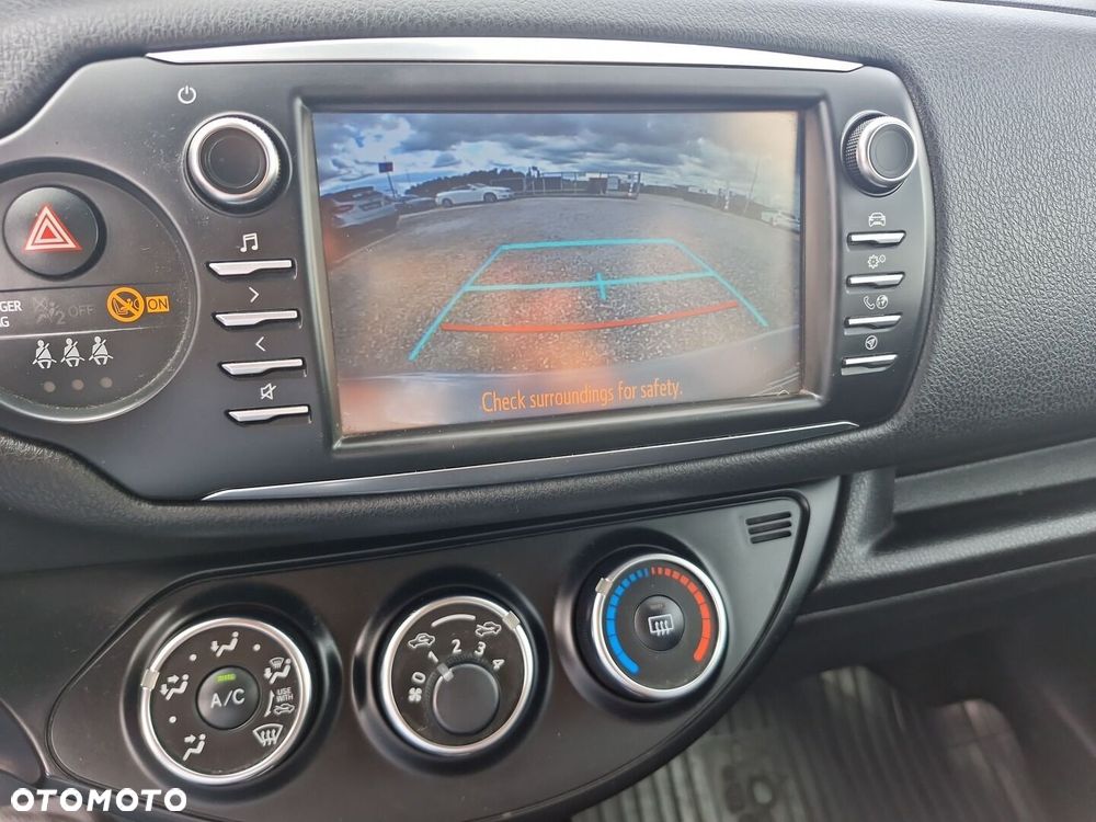 Toyota Yaris - 20