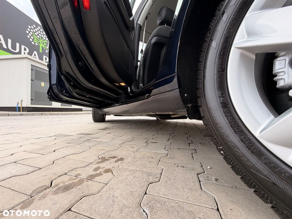 Audi A3 Sportback 1.6 TDI DPF Ambiente - 12