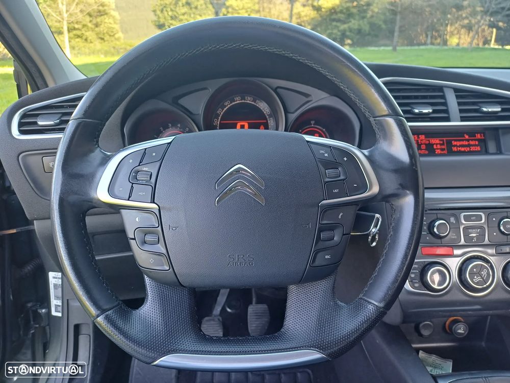 Citroën C4 1.6 HDi Exclusive - 23