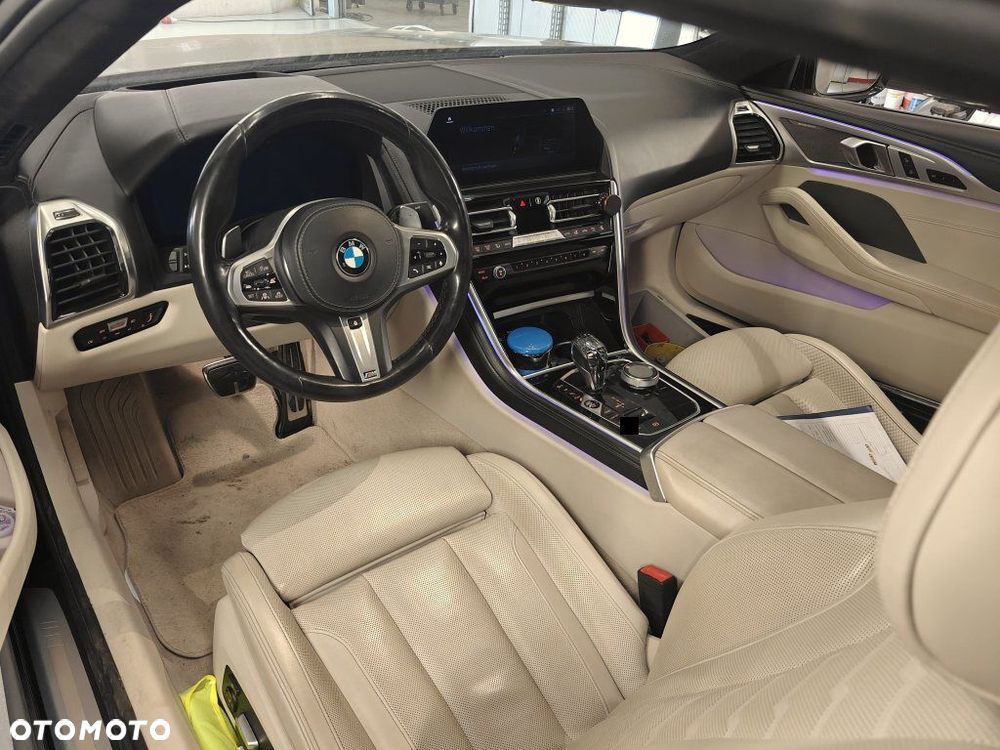 BMW Seria 8 - 7