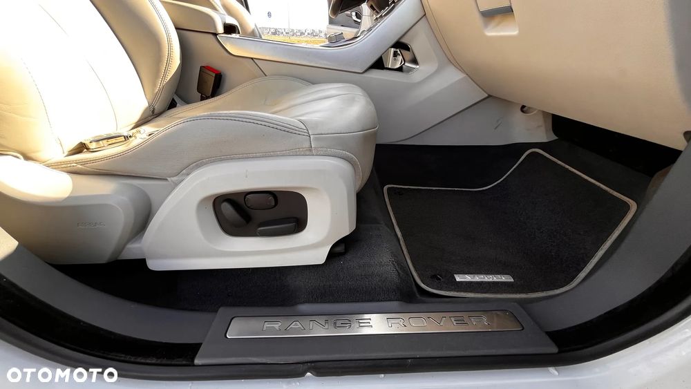 Land Rover Range Rover Evoque 2.0Si4 Prestige - 35