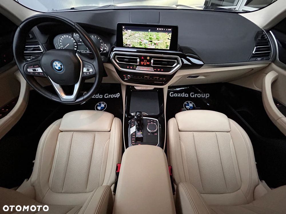 BMW X3 xDrive30e - 26