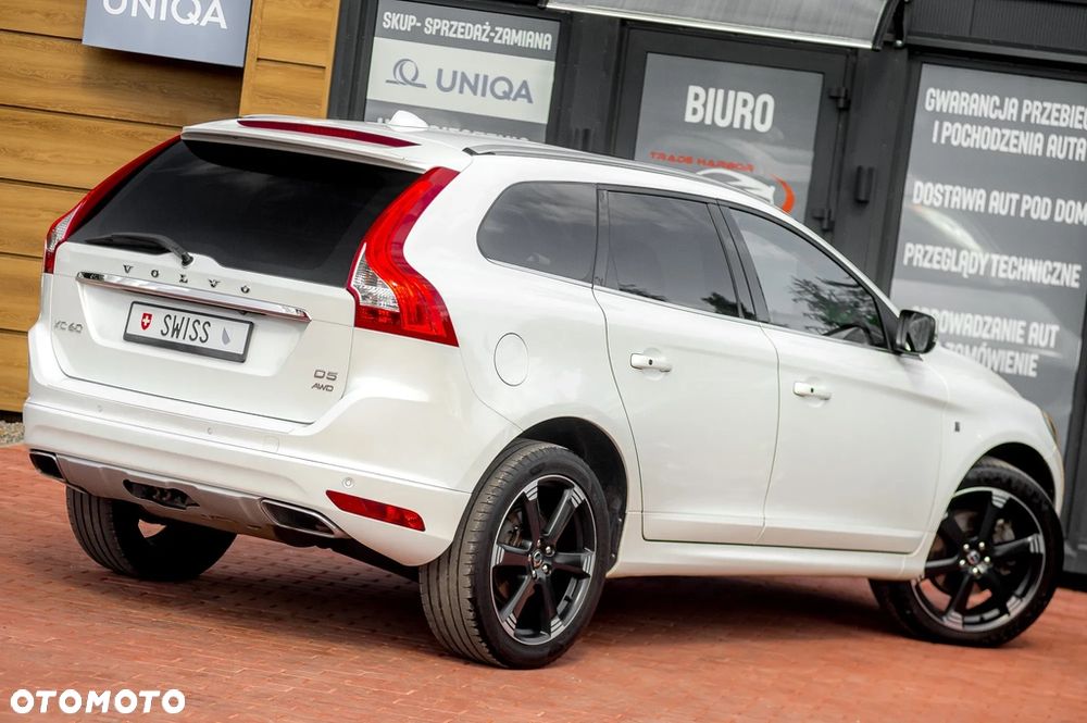 Volvo XC 60 D5 AWD Geartronic Ocean Race - 13