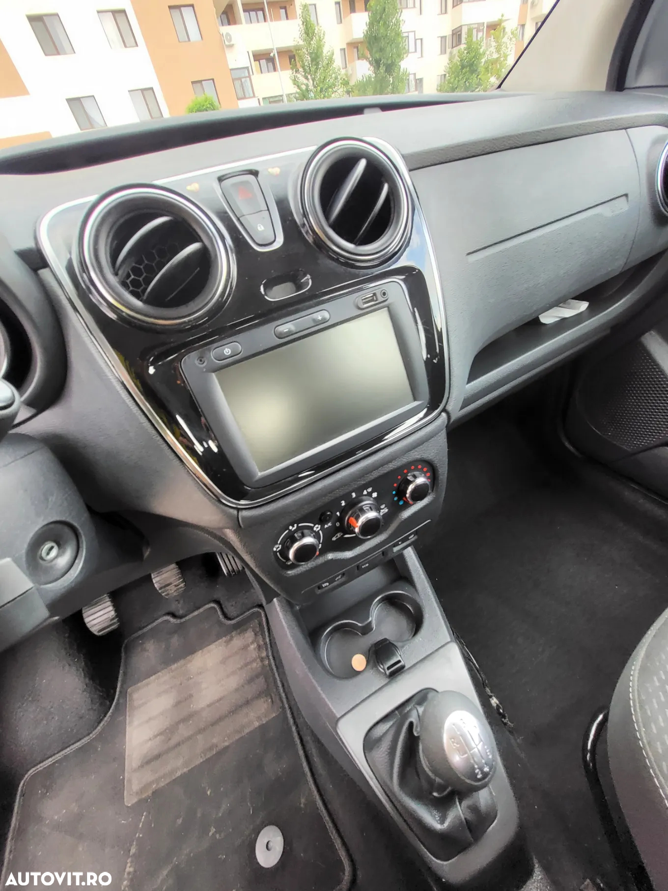 Dacia Dokker TCe 102 GPF Laureate - 15