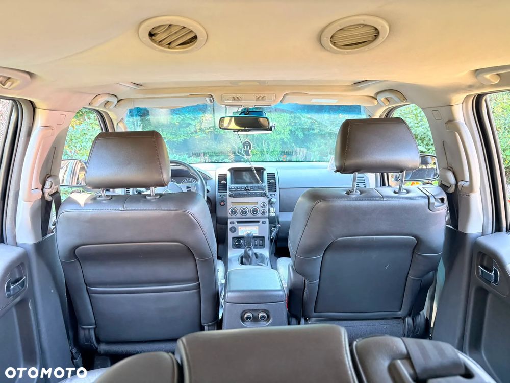 Nissan Pathfinder 2.5 DCi Elegance + - 14