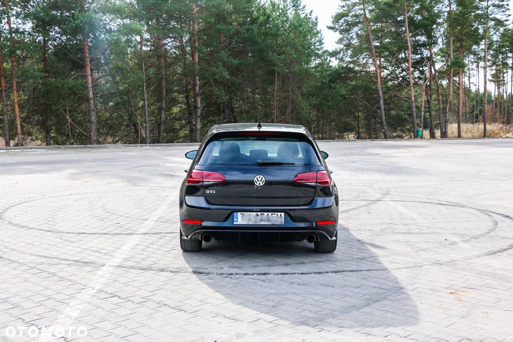 Volkswagen Golf 2.0 TSI OPF DSG GTI Clubsport - 22