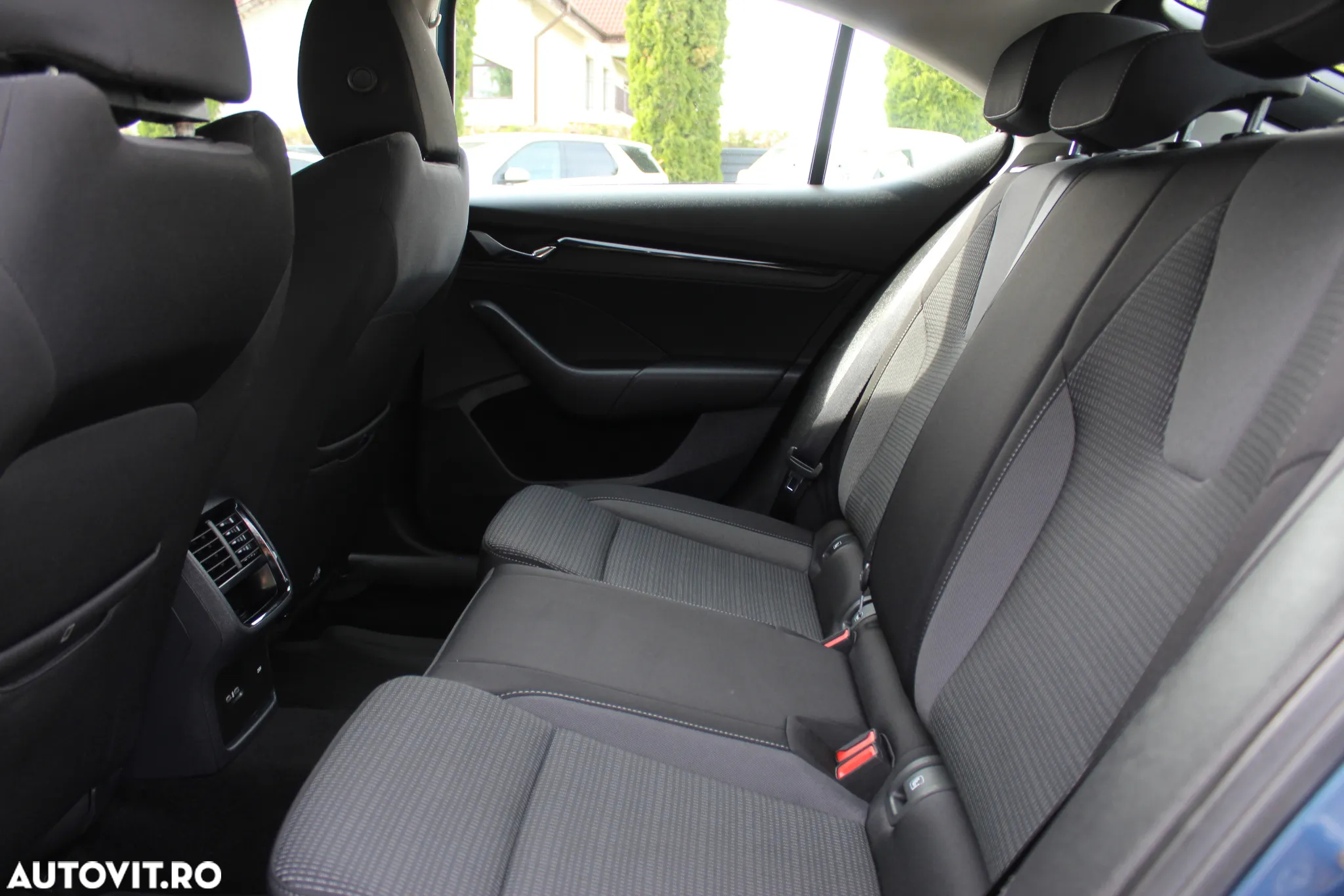Skoda Octavia 2.0 TDI Ambition - 12
