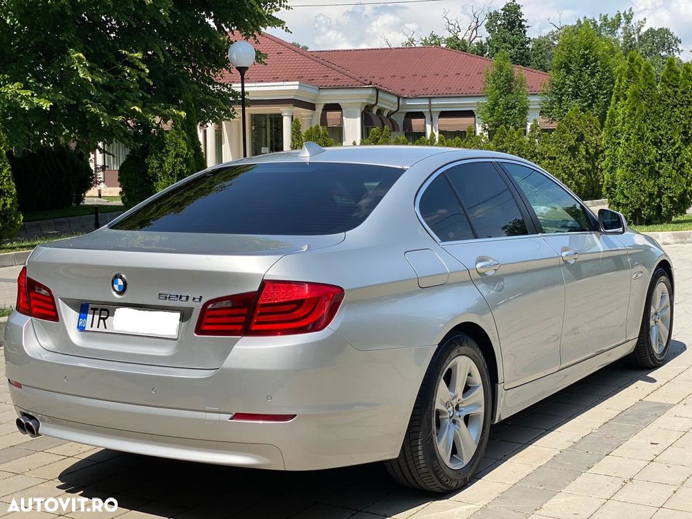 BMW Seria 5 520d - 5