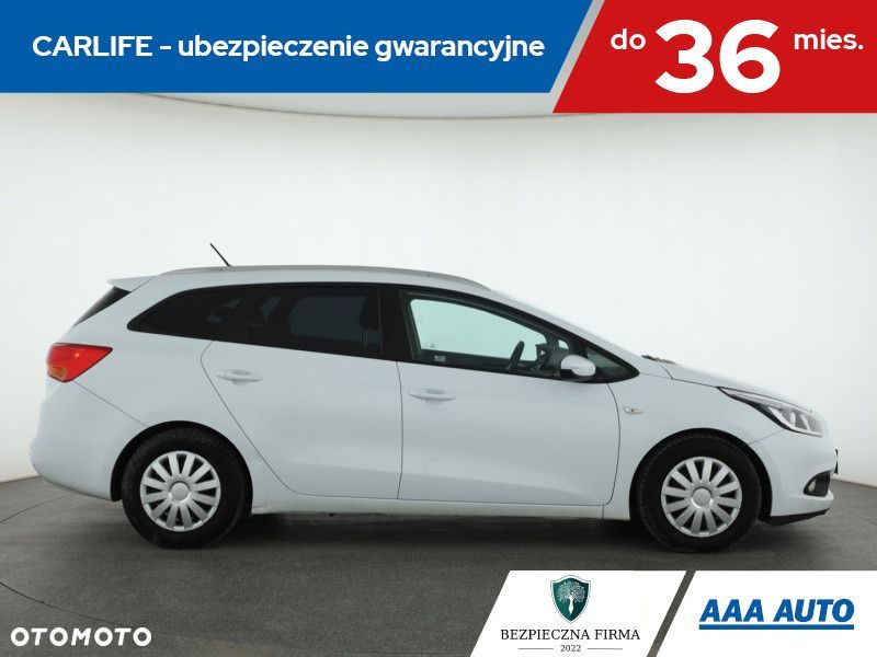 Kia Ceed - 8