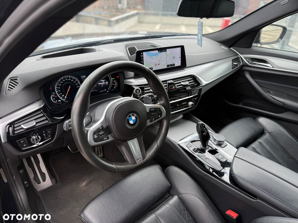 BMW Seria 5 520d M Sport Edition - 33