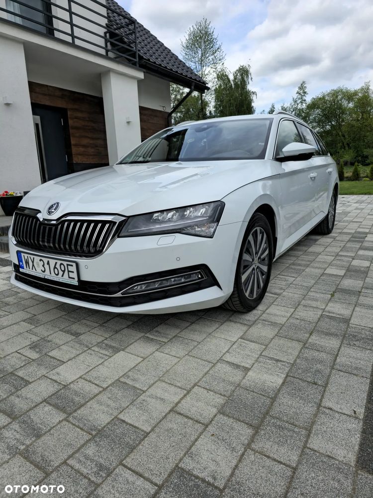 Skoda Superb 2.0 TDI SCR Ambition DSG - 3