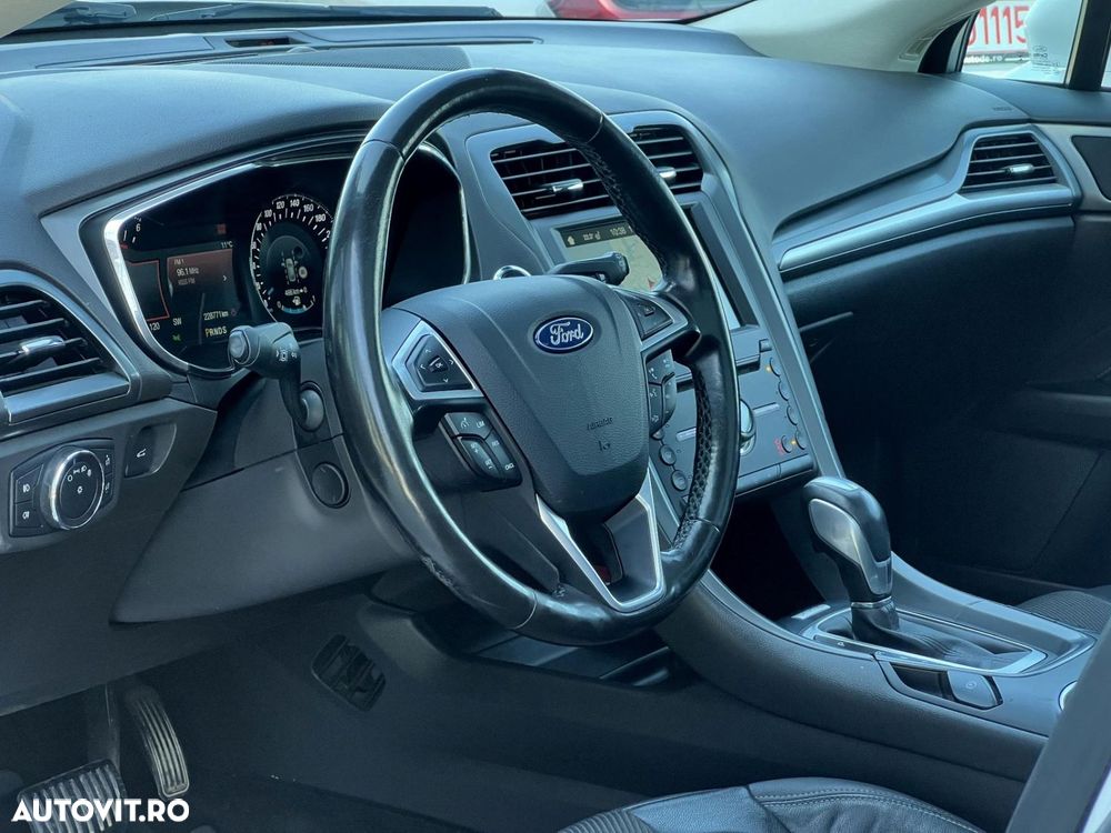 Ford Mondeo - 13
