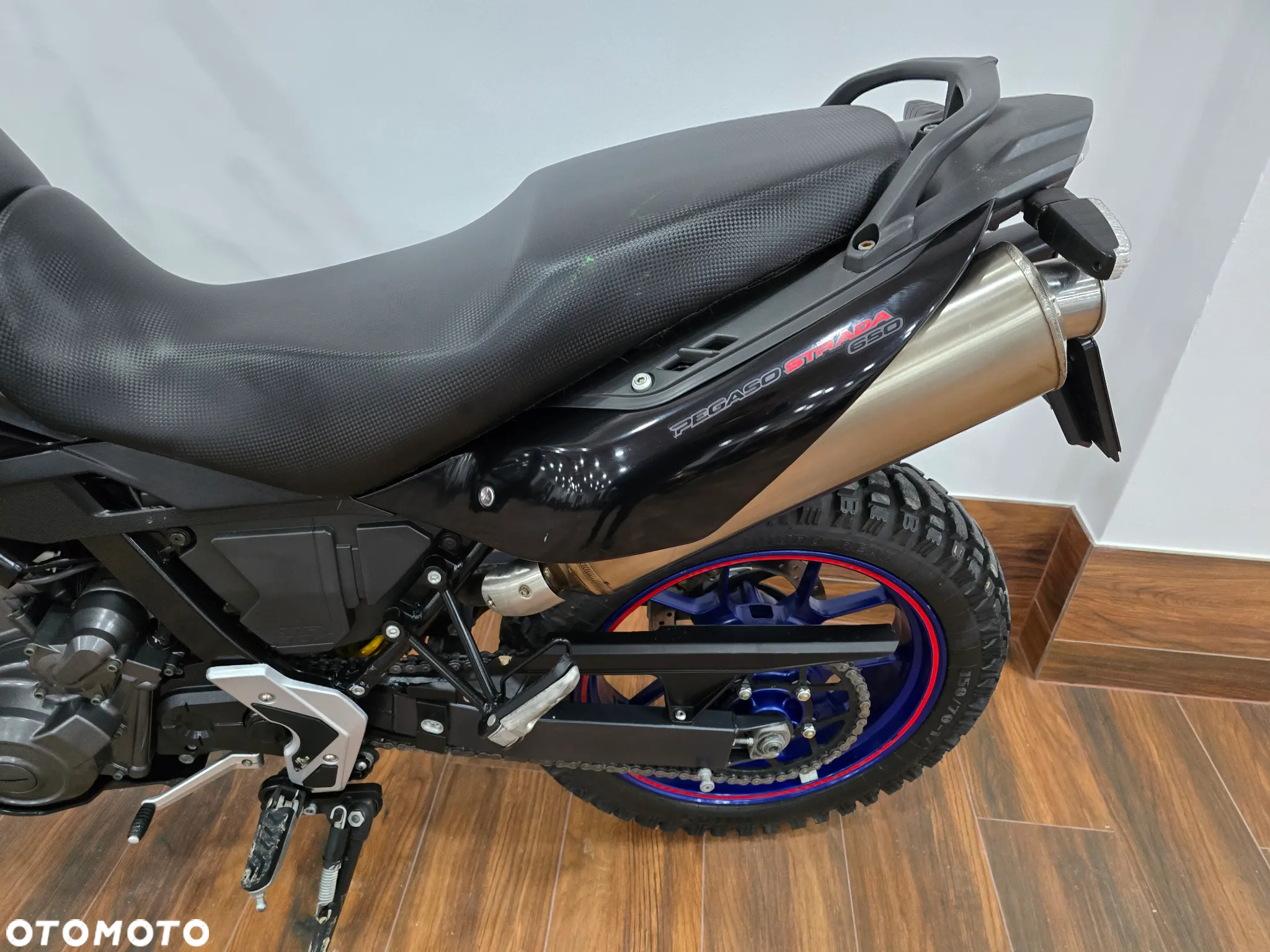 Aprilia Pegaso - 10