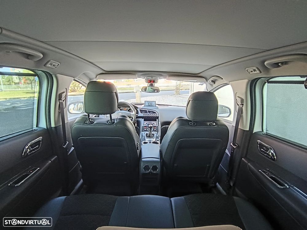 Peugeot 3008 1.6 HDi Allure - 11