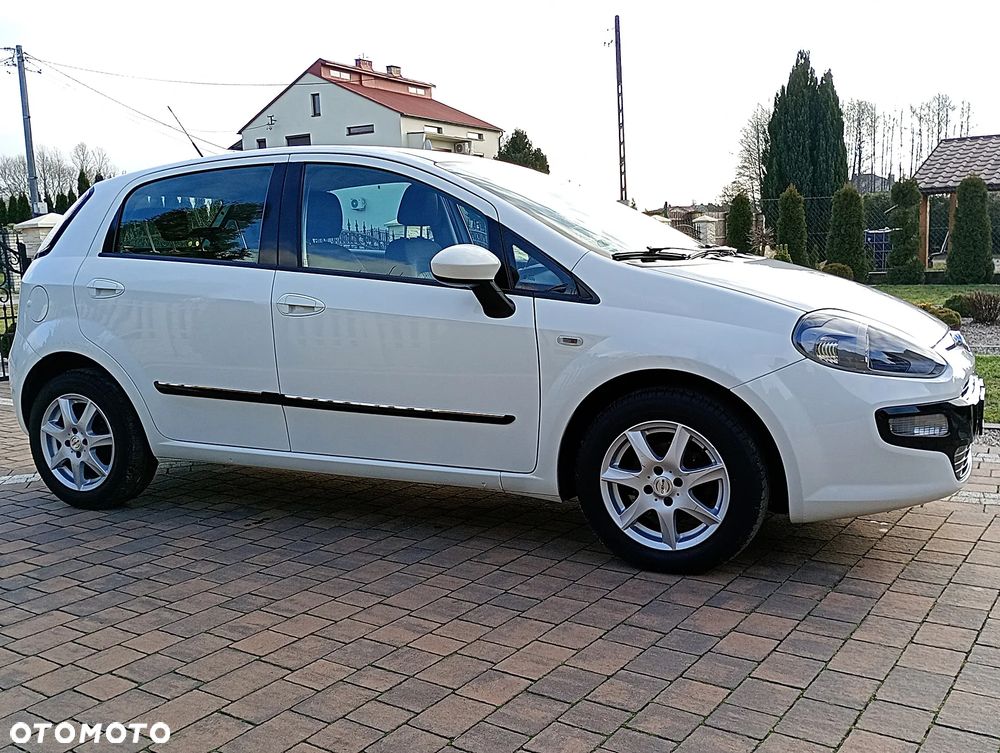 Fiat Punto 1.4 Estiva S&S - 14