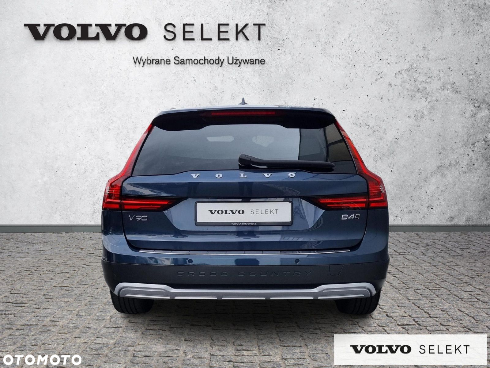 Volvo V90 Cross Country - 9