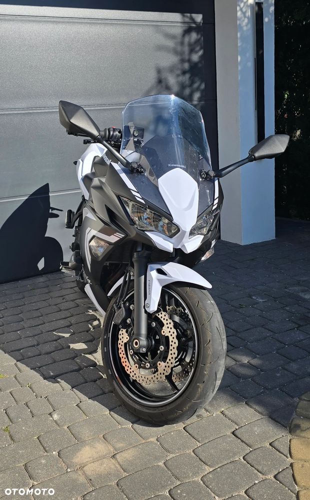 Kawasaki Ninja - 4