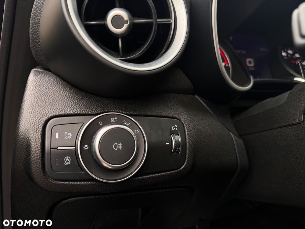 Alfa Romeo Giulia 2.0 Turbo 16V AT8 Veloce - 19